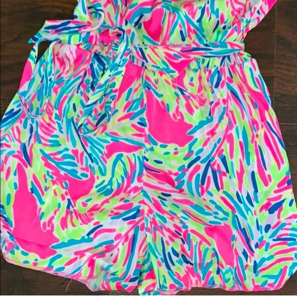 NWOT Lilly Pulitzer Gorgeous Palm Reader Romper Bright Neon Tropical Print- XXS - Picture 9 of 12